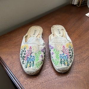 Soludos Espadrilles Slides—canvas and floral detail, very good condition